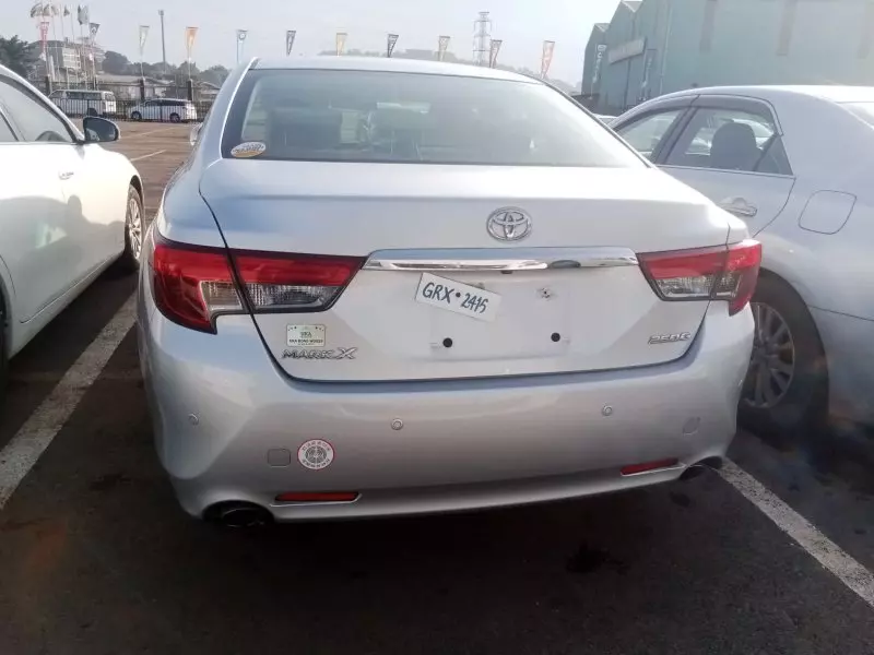 Toyota Mark X   - 2012