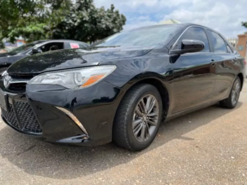 TOYOTA Camry   - 2017