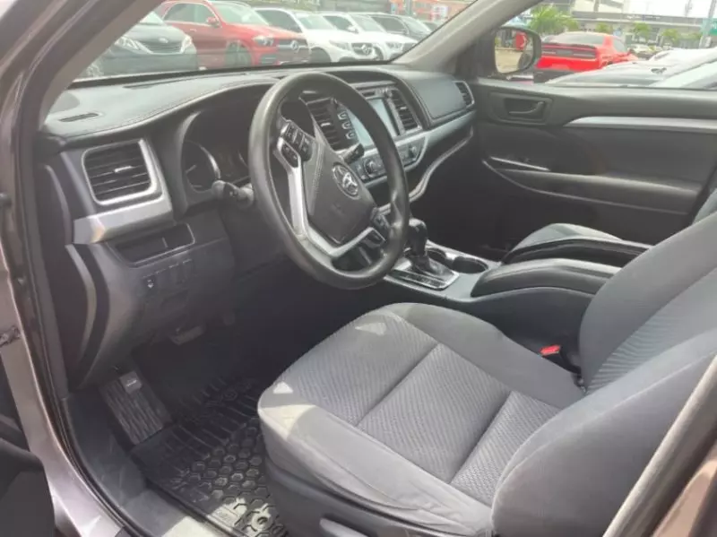 TOYOTA Highlander   - 2015