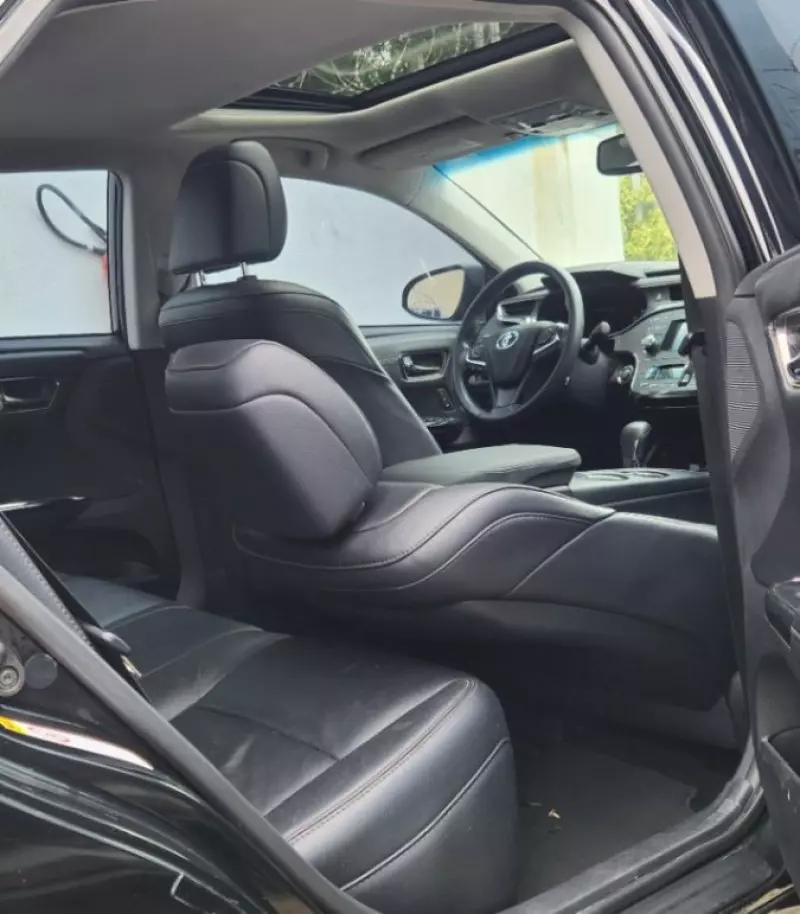 Toyota Avalon   - 2015