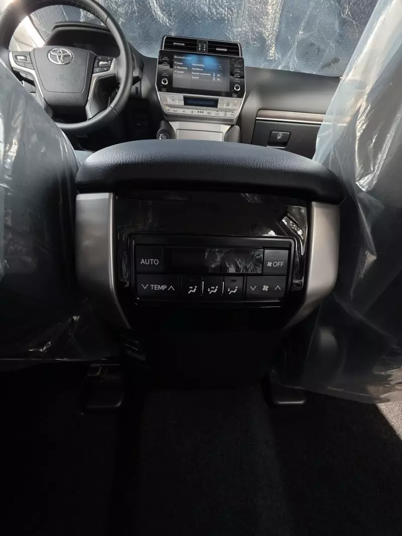 Toyota Landcruiser Prado   - 2023