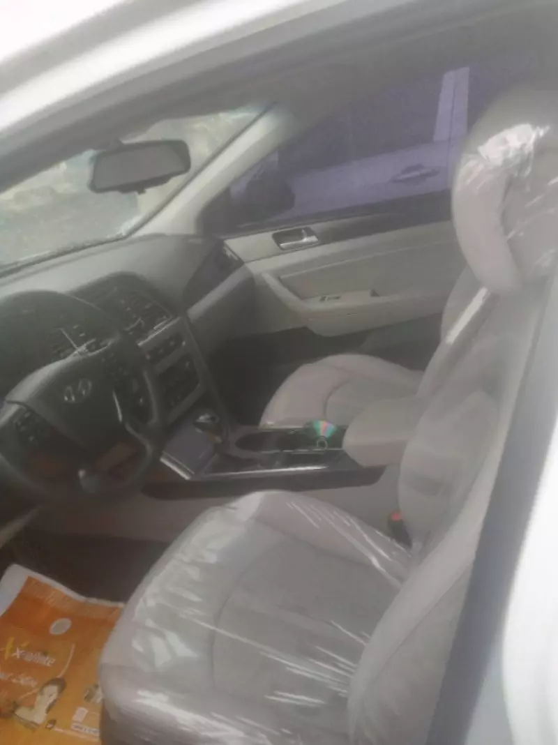 Hyundai Sonata - 2015
