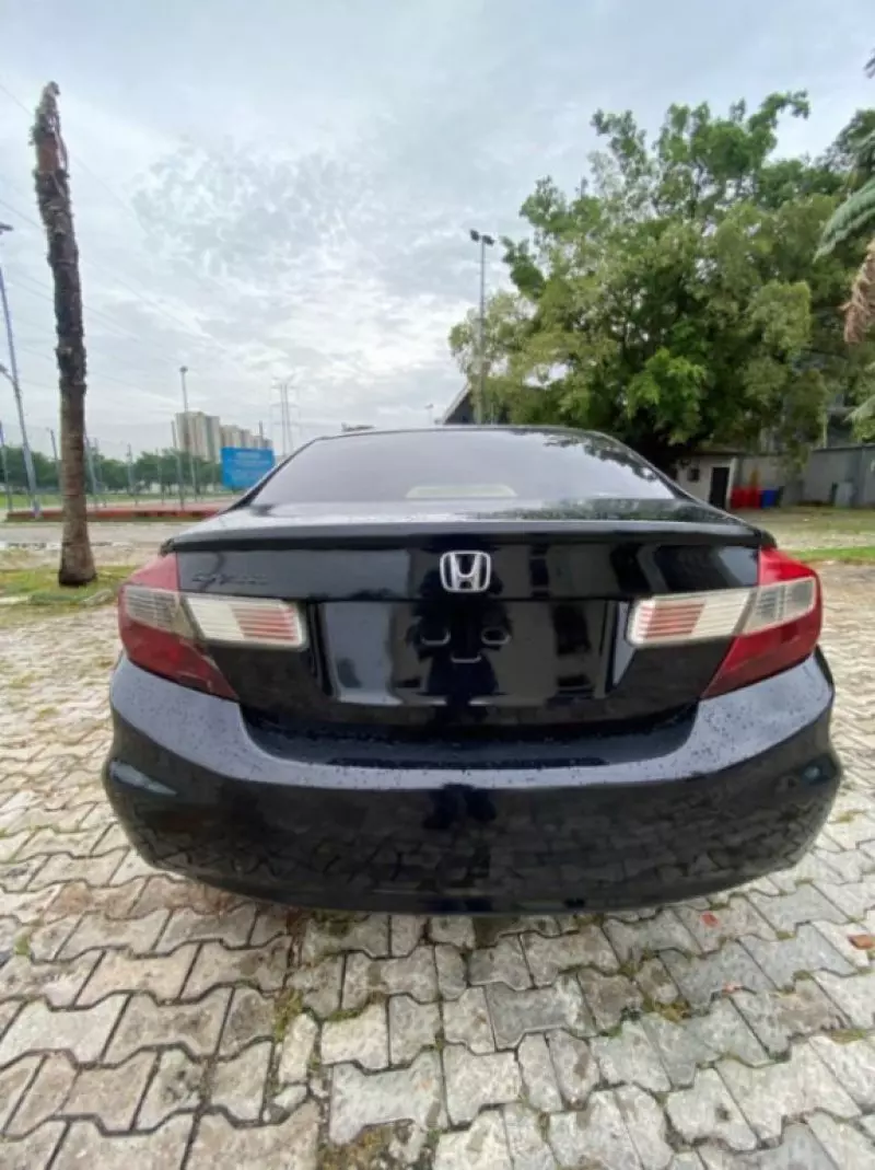 Honda Civic   - 2012
