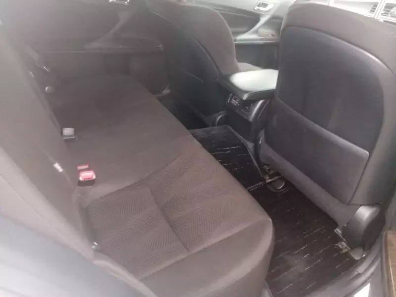 Toyota Mark X   - 2012