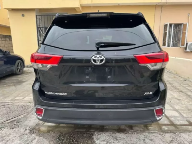 Toyota Highlander - 2014