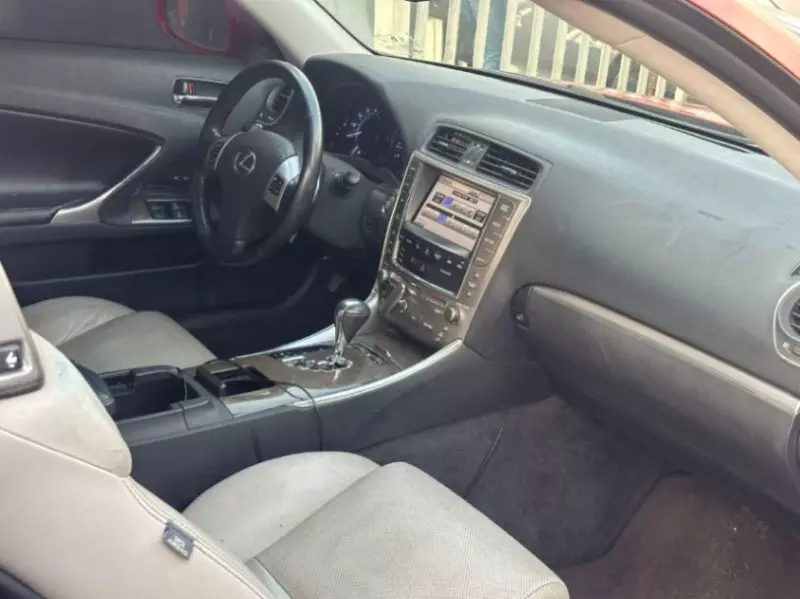 Lexus ES 350   - 2012