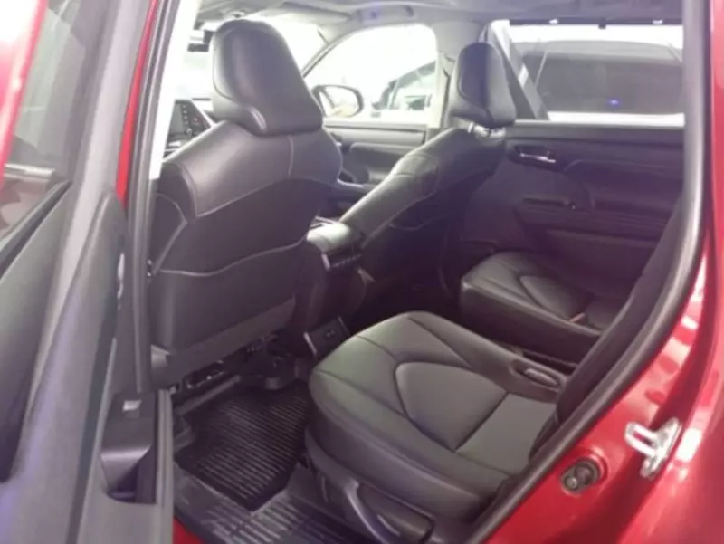 TOYOTA Highlander - 2021