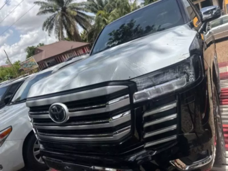 TOYOTA LANDCRUISER GR-S   - 2025