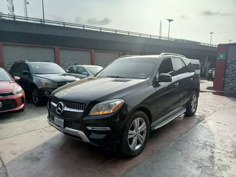 Mercedes-Benz ML-Class   - 2013