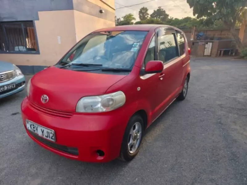 TOYOTA Porte - 2007