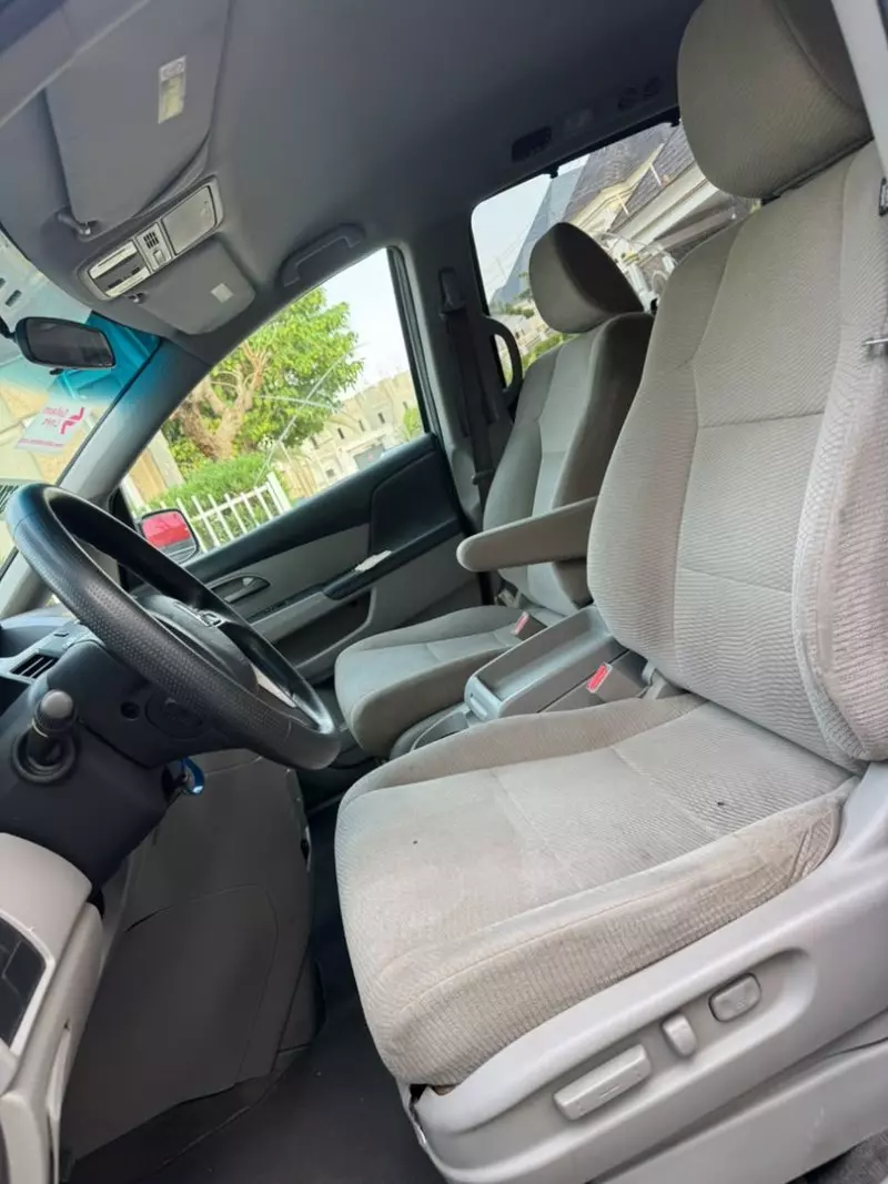 Honda Odyssey   - 2012