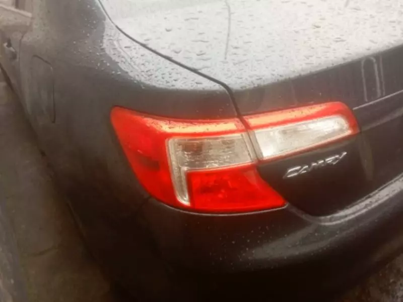 Toyota Camry   - 2012