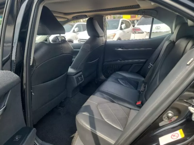 Toyota Camry   - 2018