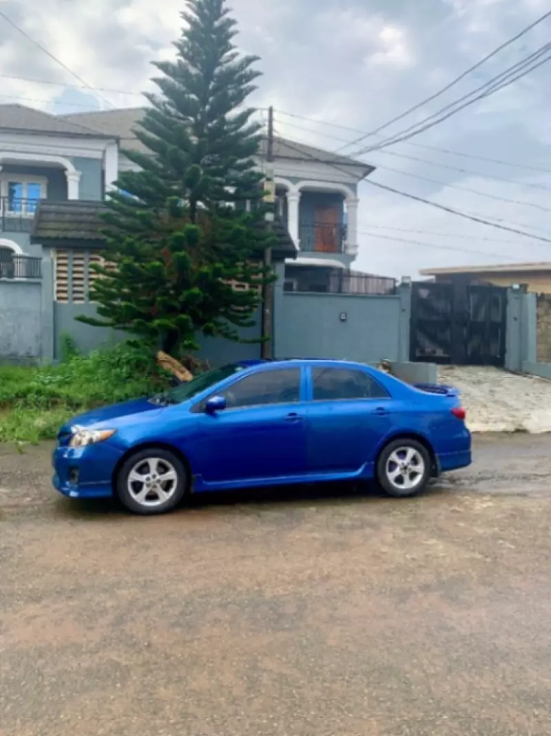 Toyota Corolla   - 2011