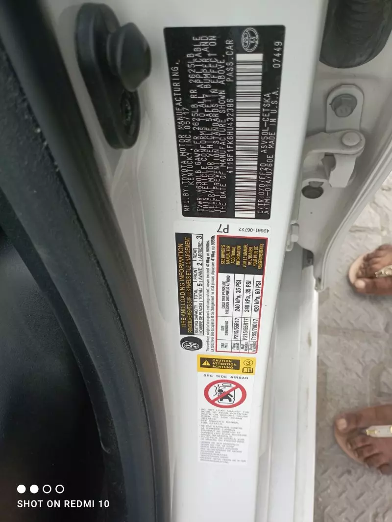 Toyota Camry - 2017