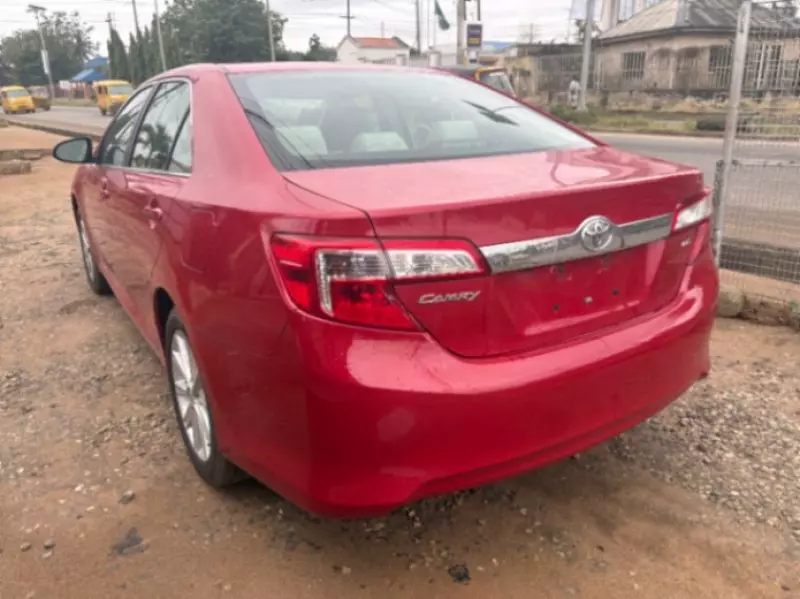 TOYOTA Camry   - 2014