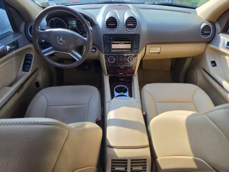 Mercedes-Benz ML 350   - 2011