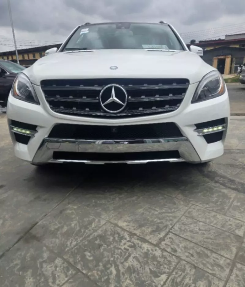 Mercedes-Benz 350   - 2015