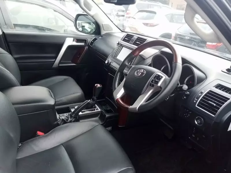 Toyota Landcruiser Prado   - 2016
