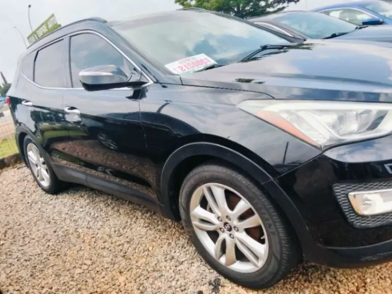 Hyundai Santa Fe - 2014