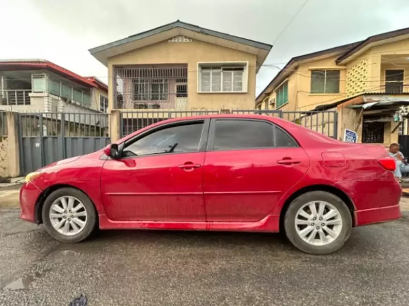 TOYOTA Corolla - 2009