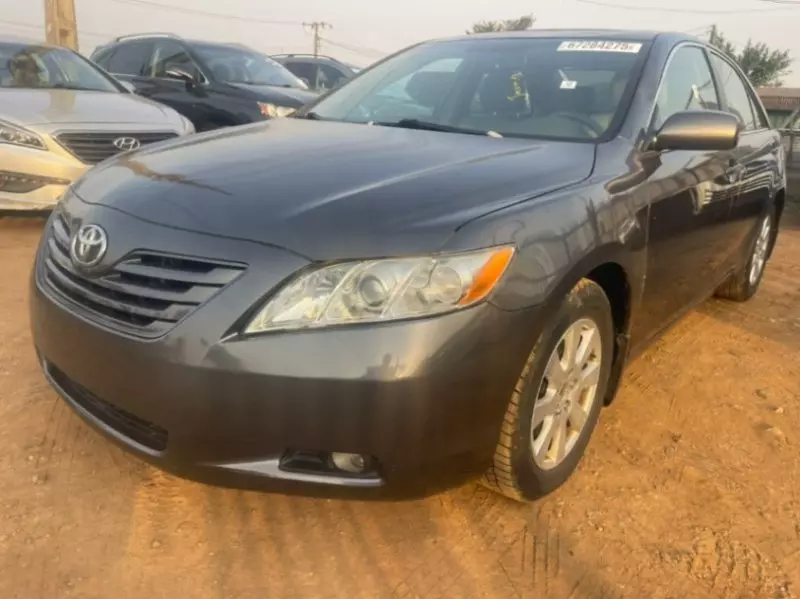 Toyota Camry   - 2008