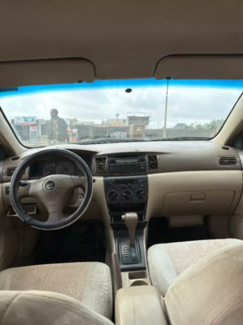 TOYOTA Corolla - 2003