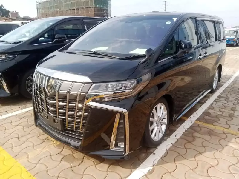 Toyota Alphard   - 2021