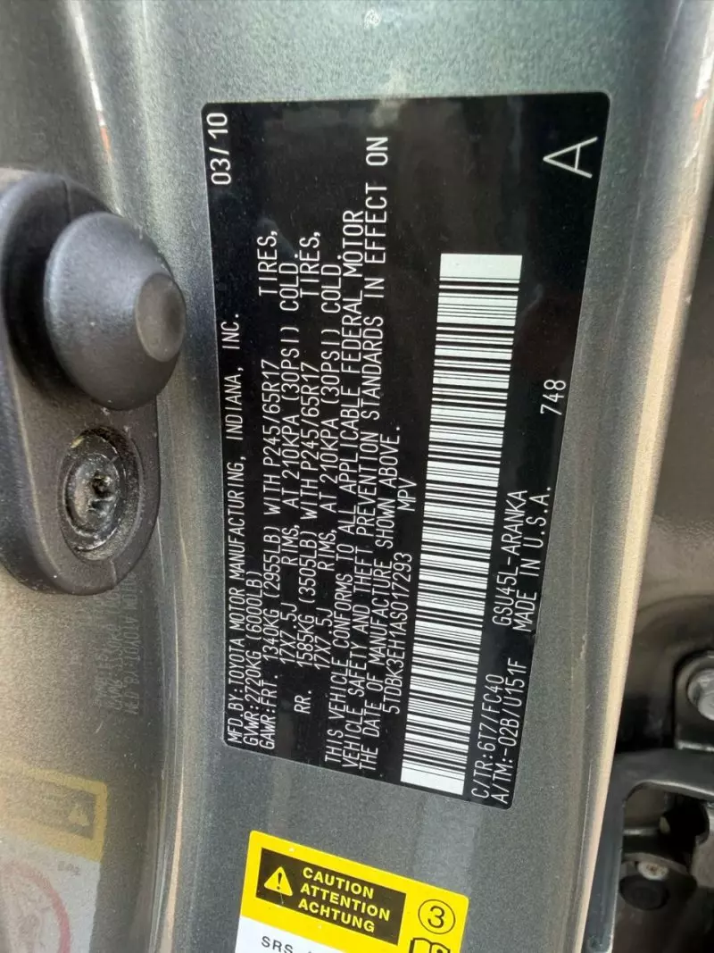 Toyota Highlander   - 2010