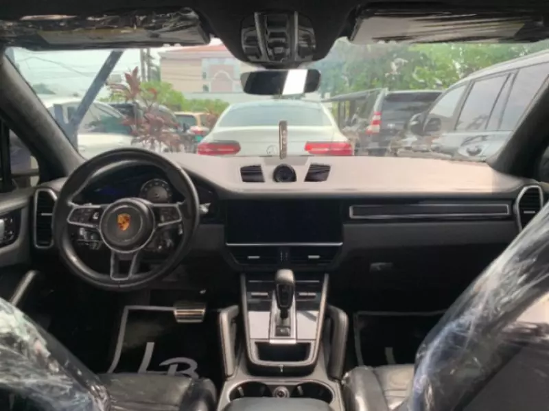 PORSCHE Cayenne   - 2020