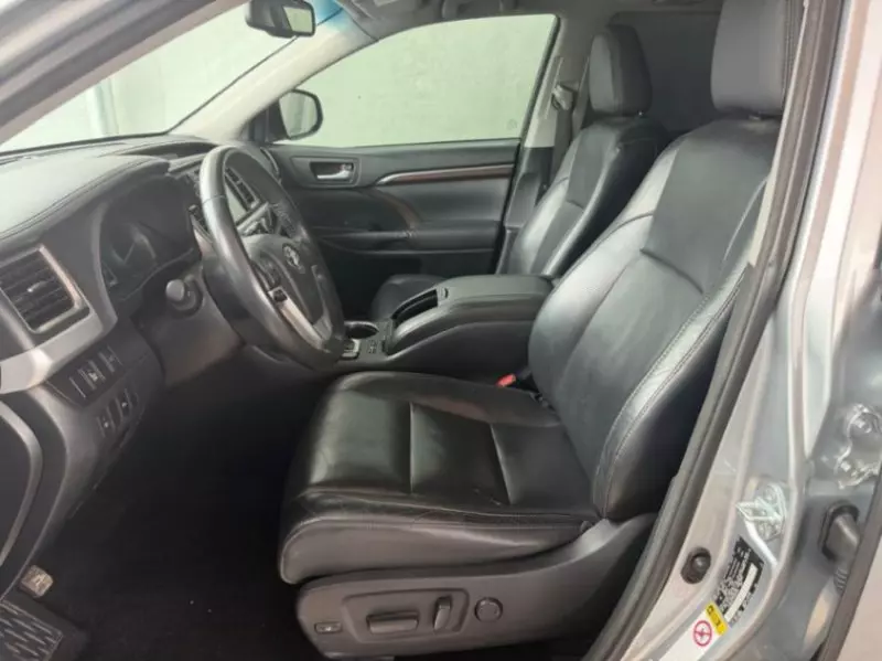TOYOTA Highlander   - 2015