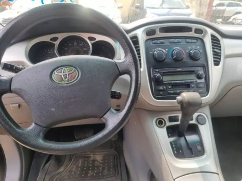 Toyota Highlander   - 2004