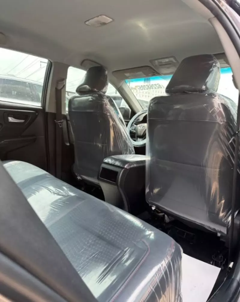Toyota Camry - 2015