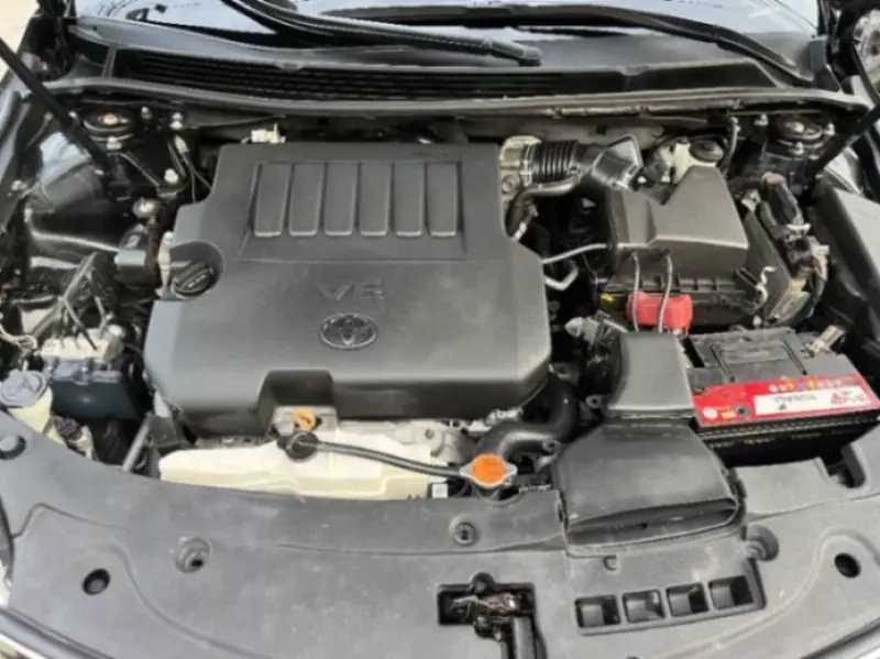 Toyota Avalon   - 2018