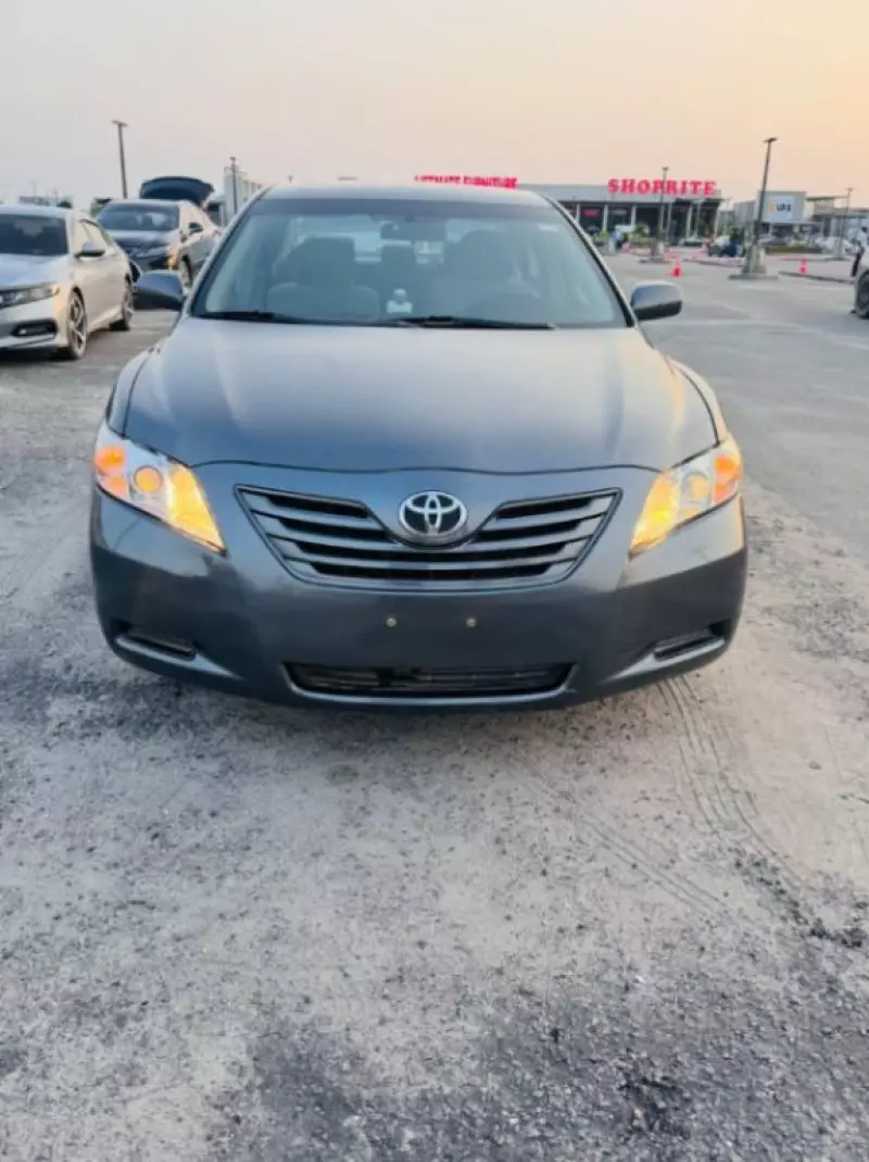 Toyota Camry   - 2007