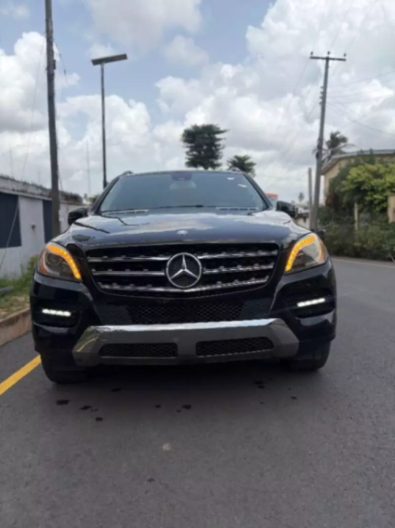 Mercedes-Benz ML-Class   - 2012