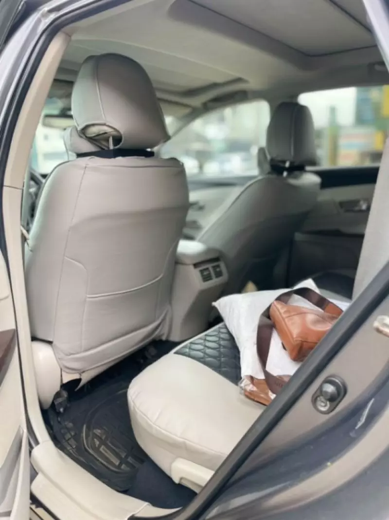 TOYOTA Venza   - 2012
