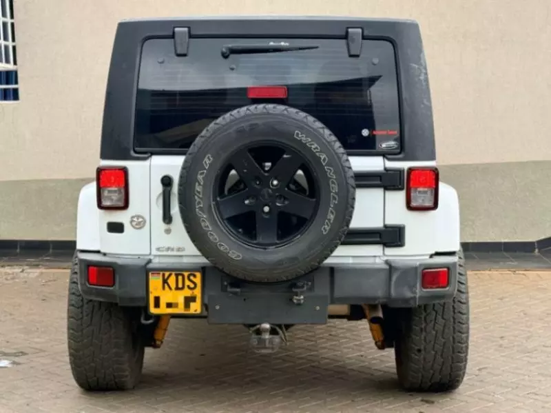 JEEP Wrangler Sahara   - 2014