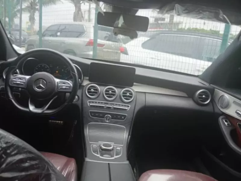 Mercedes-Benz C 300   - 2020