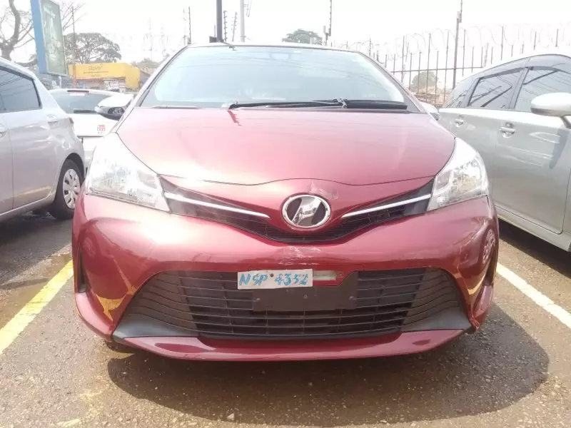 Toyota Vitz   - 2016