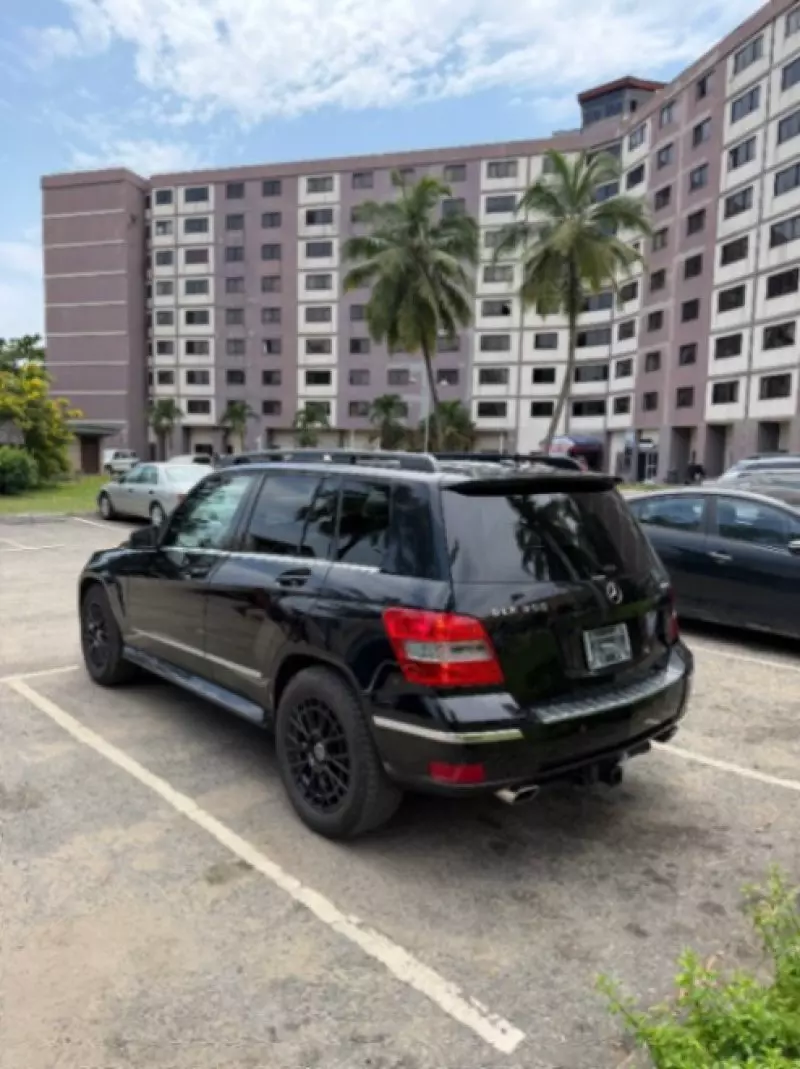 Mercedes-Benz GLK 350   - 2009