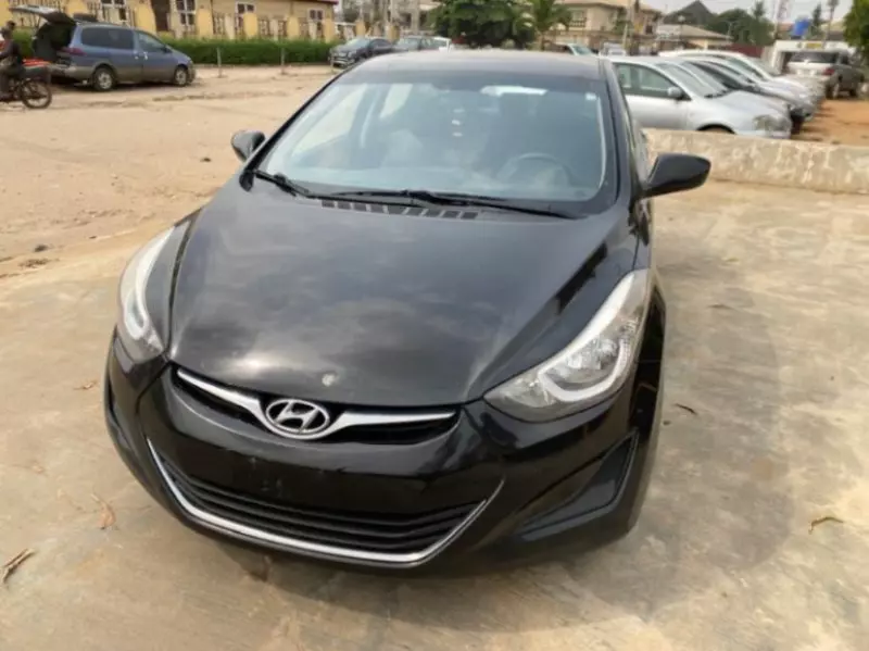 Hyundai Elantra   - 2014