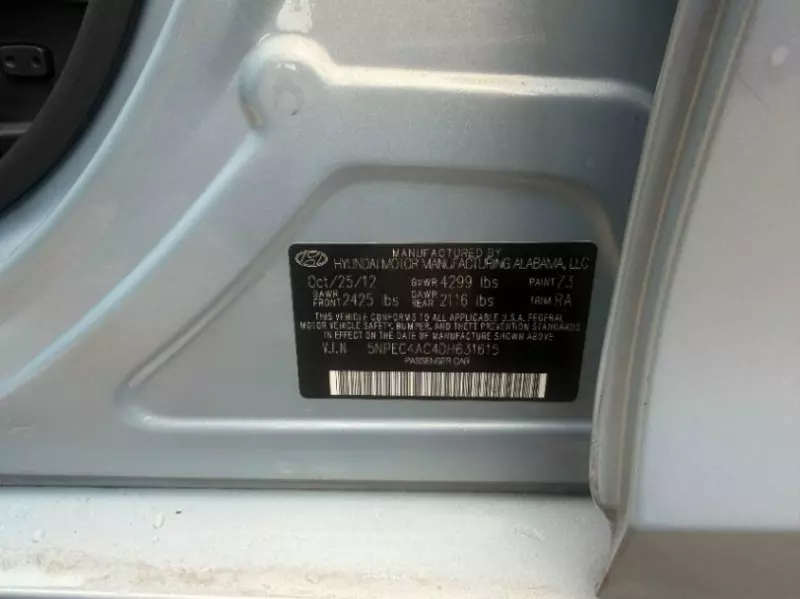 Hyundai Sonata   - 2013