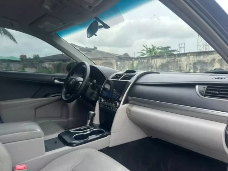 TOYOTA Camry   - 2014