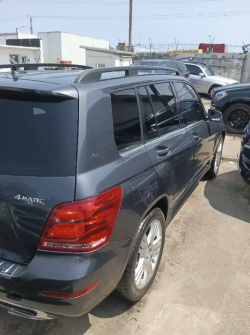 Mercedes-Benz GLK 350   - 2013