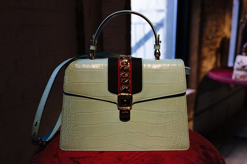 your-first-look-at-guccis-fall-winter-2016-accessories-5
