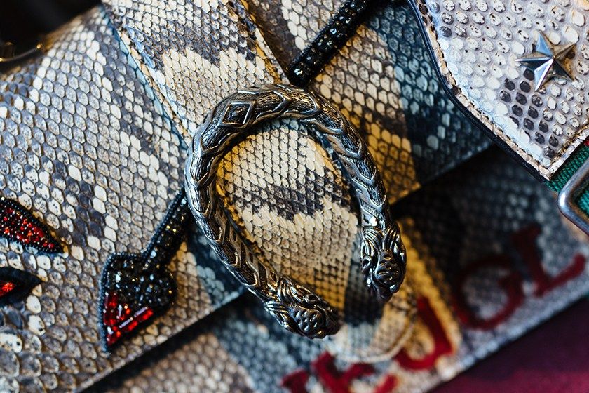your-first-look-at-guccis-fall-winter-2016-accessories-6