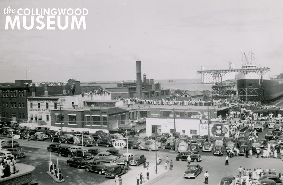 2019_4_1_2HochelagaLaunch_RoofTop_1949CroppedStamped web